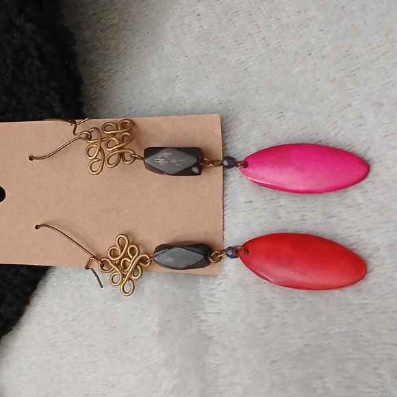 Craft pieces. Mismatched - Picture 1 of 2